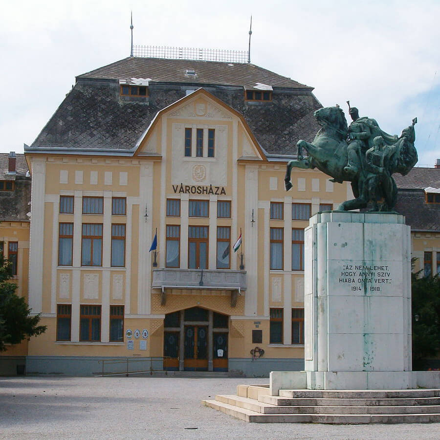 Karcag városháza